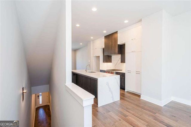 691 Vidalia Lane, Atlanta, GA 30318