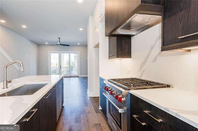 691 Vidalia Lane, Atlanta, GA 30318