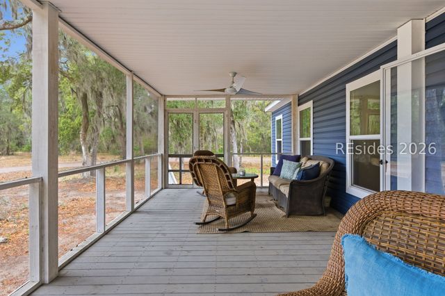 106 Frances Jones Blvd, Daufuskie Island, SC 29915
