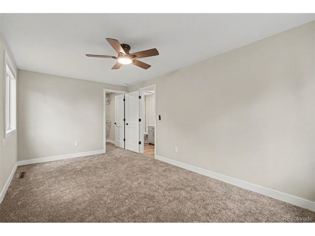19 Placer Ave, Longmont, CO 80504