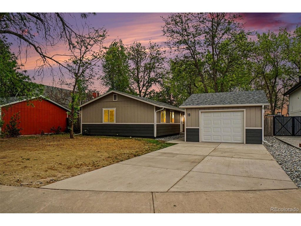 19 Placer Ave, Longmont, CO 80504