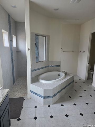 24139 PRESTIGE DR, San Antonio, TX 78260