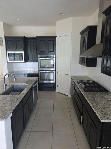 24139 PRESTIGE DR, San Antonio, TX 78260