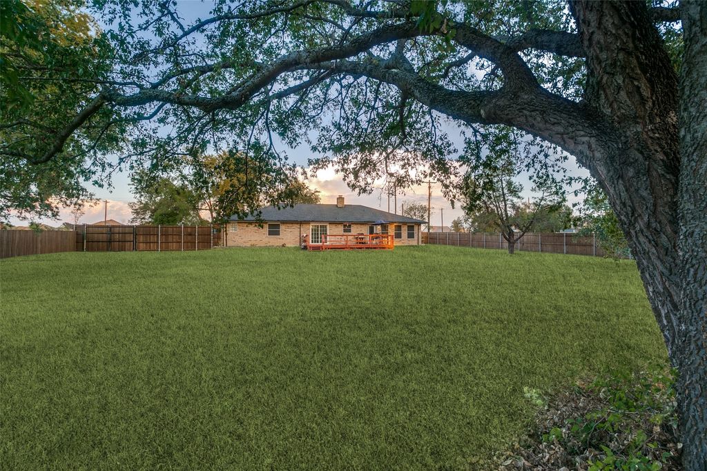 2400 S Bonnie Brae Street, Denton, TX 76207 — photo 2