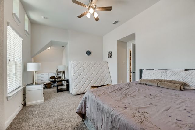 3940 Shrike Trail, Fort Worth, TX 76262