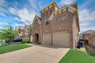 3940 Shrike Trail, Fort Worth, TX 76262