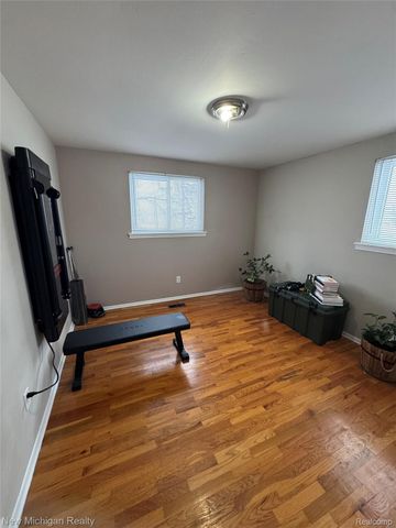 9390 Gale Road, Goodrich Village, MI 48438