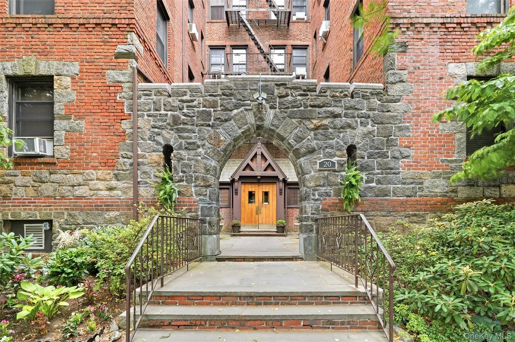 20 William Street 5H, Mount Vernon, NY 10552