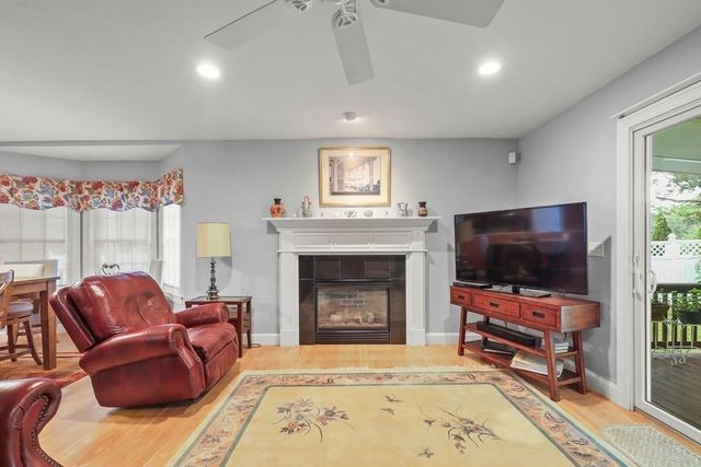 320 Quinaquisset, Mashpee, MA 02649