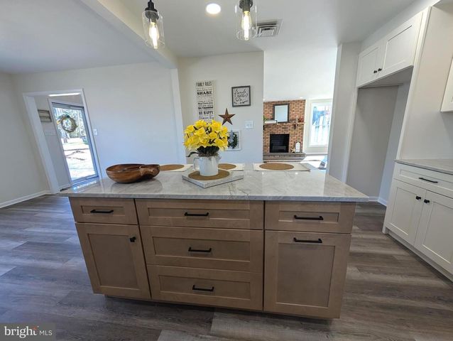 1716 SUPPLEE RD, Lansdale, PA 19446