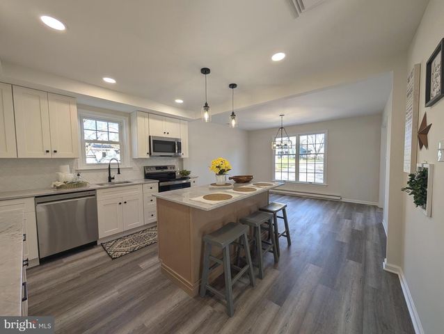 1716 SUPPLEE RD, Lansdale, PA 19446