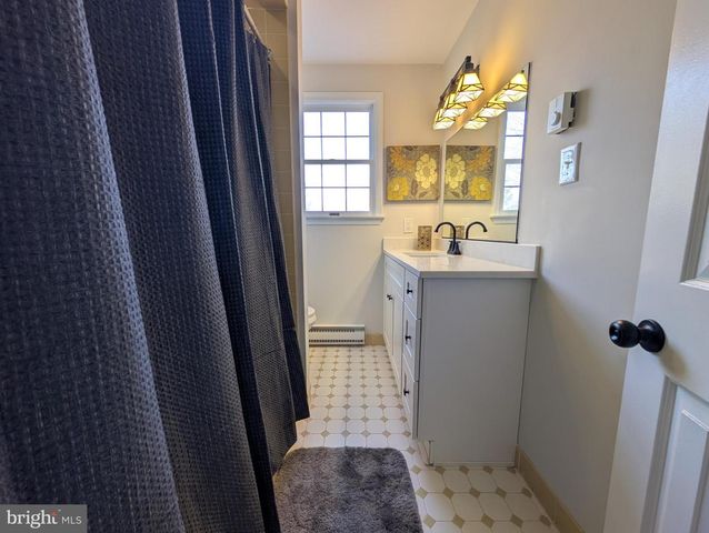 1716 SUPPLEE RD, Lansdale, PA 19446