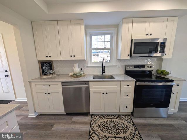 1716 SUPPLEE RD, Lansdale, PA 19446