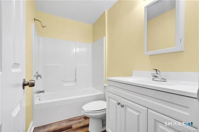 220 Alder Street, Waterbury, CT 06708