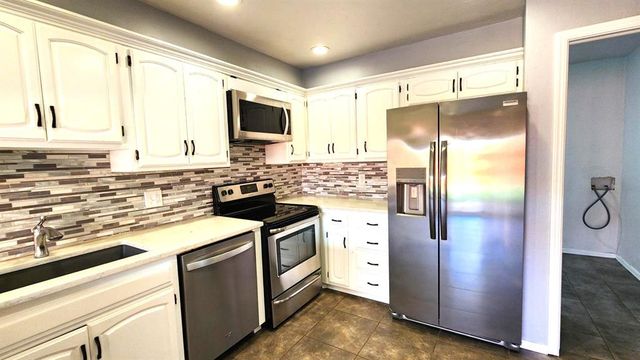 13200 Green Valley Drive, Oklahoma City, OK 73120