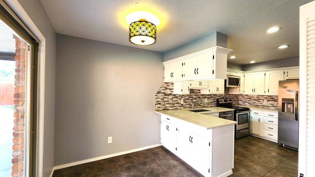 13200 Green Valley Drive, Oklahoma City, OK 73120