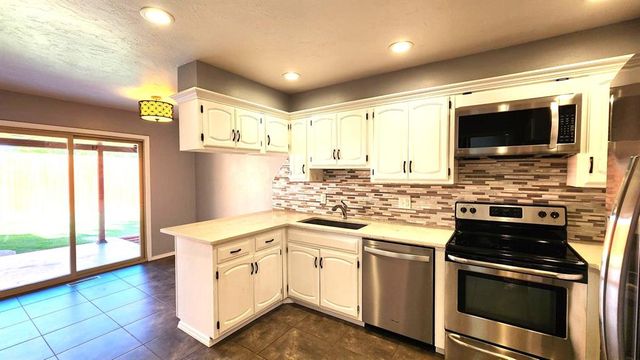 13200 Green Valley Drive, Oklahoma City, OK 73120