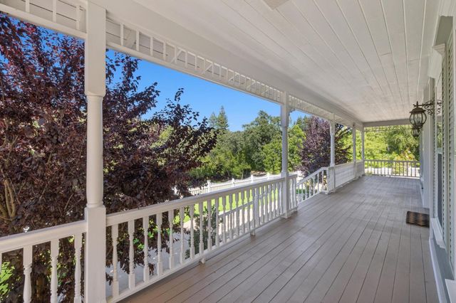 6790 Redwood Retreat Road, Gilroy, CA 95020