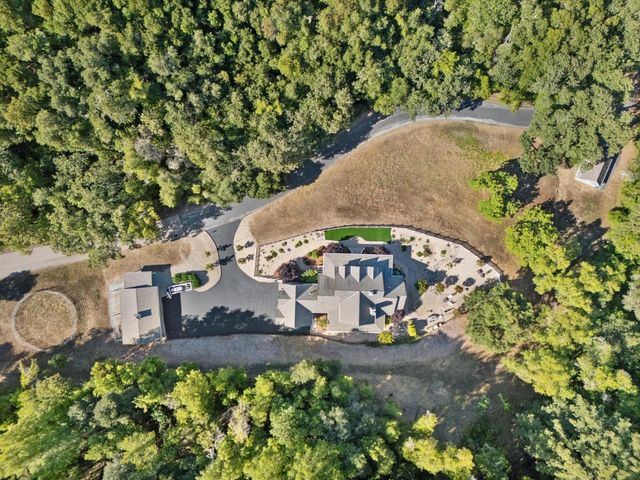 6790 Redwood Retreat Road, Gilroy, CA 95020