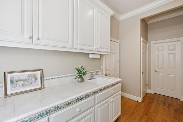 6790 Redwood Retreat Road, Gilroy, CA 95020