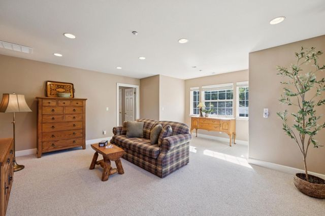 6790 Redwood Retreat Road, Gilroy, CA 95020