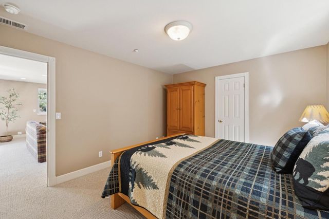 6790 Redwood Retreat Road, Gilroy, CA 95020