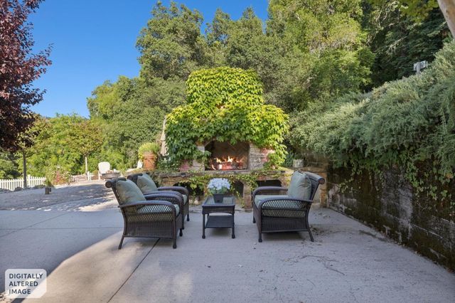6790 Redwood Retreat Road, Gilroy, CA 95020