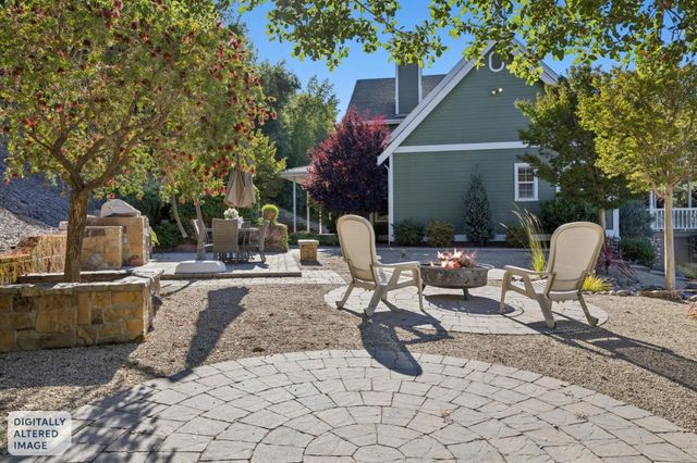 6790 Redwood Retreat Road, Gilroy, CA 95020