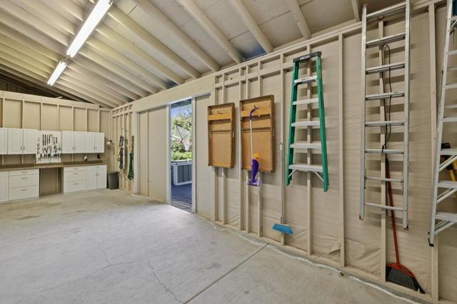6790 Redwood Retreat Road, Gilroy, CA 95020