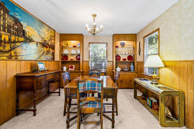 433 W Laurelia Road, Livingston, TX 77351