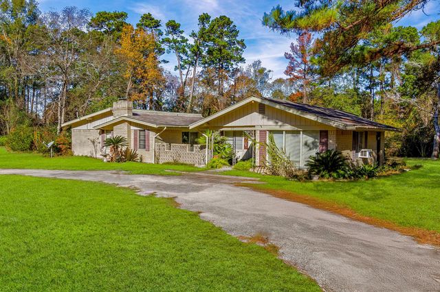 433 W Laurelia Road, Livingston, TX 77351