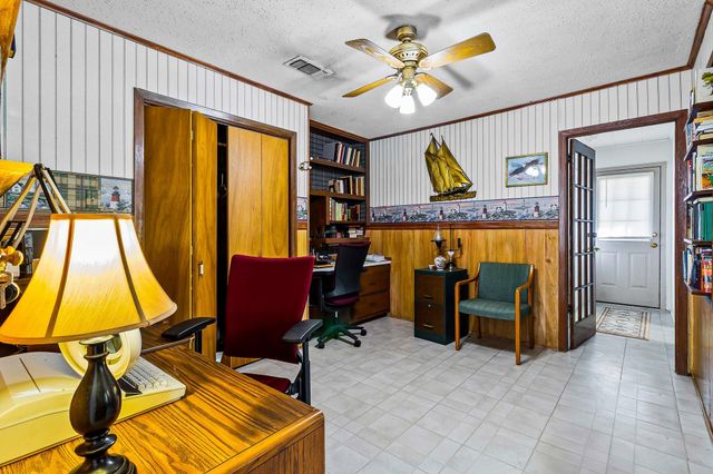 433 W Laurelia Road, Livingston, TX 77351