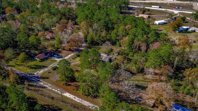 433 W Laurelia Road, Livingston, TX 77351