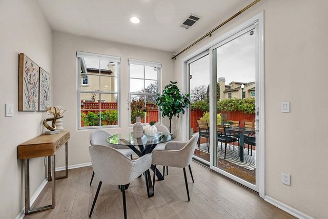 2428 Teal Ln, Alameda, CA 94501