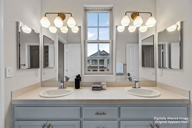 2428 Teal Ln, Alameda, CA 94501