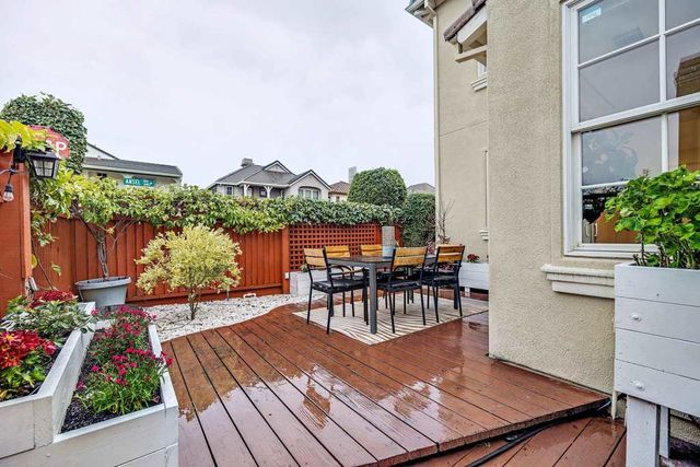 2428 Teal Ln, Alameda, CA 94501