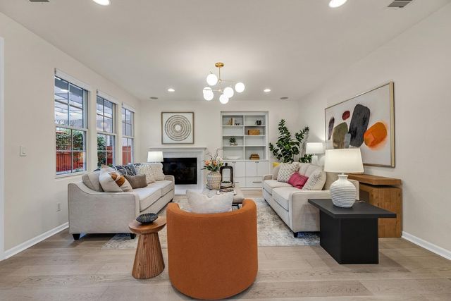 2428 Teal Ln, Alameda, CA 94501