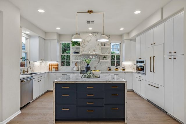 2428 Teal Ln, Alameda, CA 94501