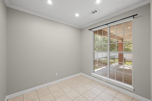4010 Long Champ DR 19, Austin, TX 78746