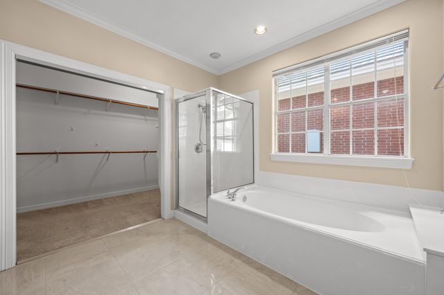 4010 Long Champ DR 19, Austin, TX 78746
