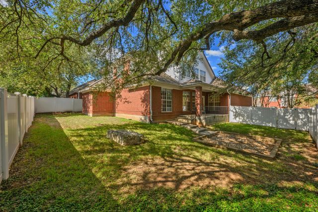 4010 Long Champ DR 19, Austin, TX 78746