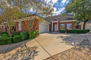 4010 Long Champ DR 19, Austin, TX 78746