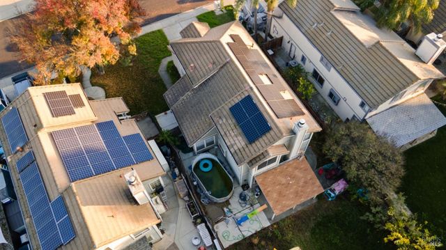 526 Regency Cir, Vacaville, CA 95687