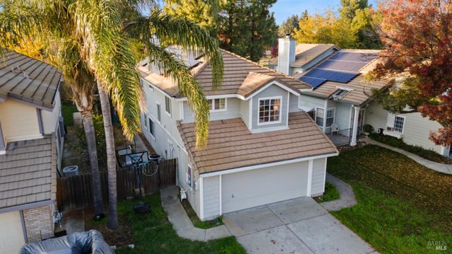 526 Regency Cir, Vacaville, CA 95687