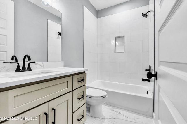 8593 Gwin Hollow Drive, Olive Branch, MS 38654