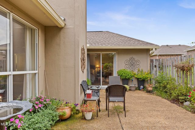 139 Villa Way, Clinton, MS 39056