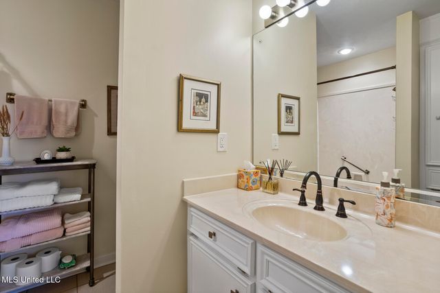 139 Villa Way, Clinton, MS 39056