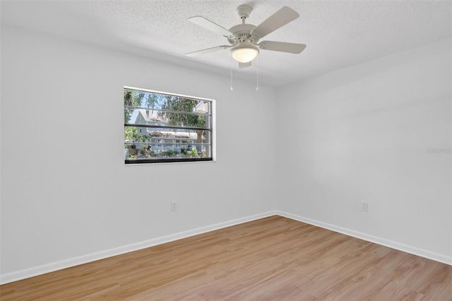 60 OUTLOOK STREET, Umatilla, FL 32784