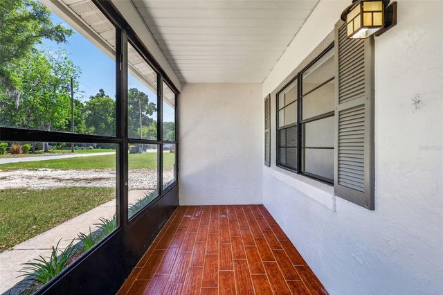 60 OUTLOOK STREET, Umatilla, FL 32784