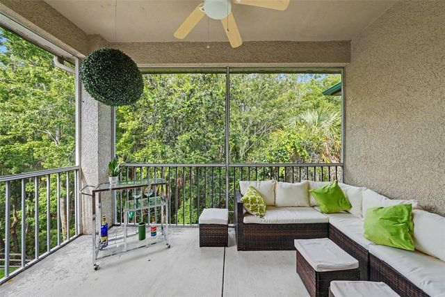17108 CARRINGTON PARK DR 722, Tampa, FL 33647